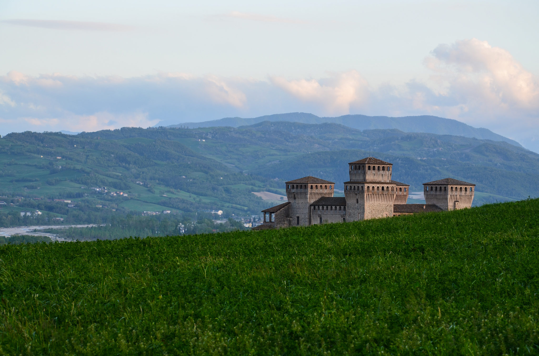 Torrechiara (Photo license: CC BY-NC-SA 2.0)